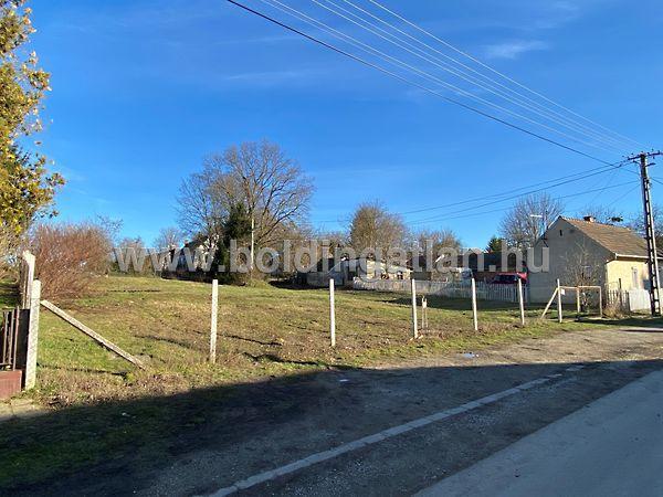 Fő u., Várda képe