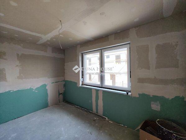 Alföldi, Kerepes képe