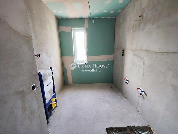 Alföldi, Kerepes képe