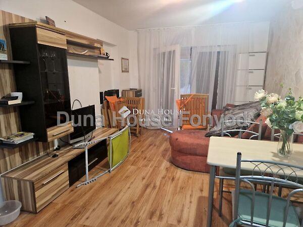 Fenyvesi, Balatonfenyves képe