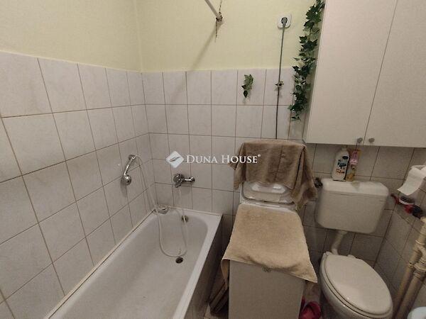 Komáromi, Tatabánya képe