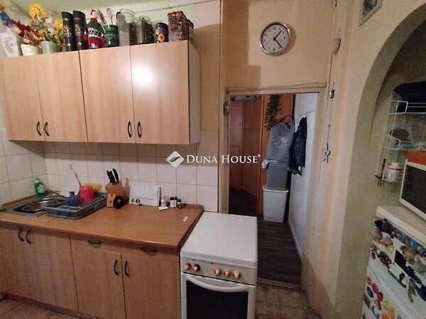 Komáromi, Tatabánya képe