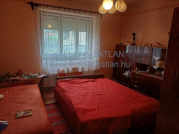 Baktalórántháza képe