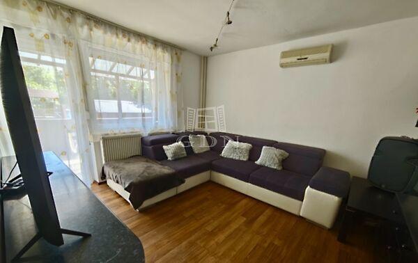 Közel a, Litér képe