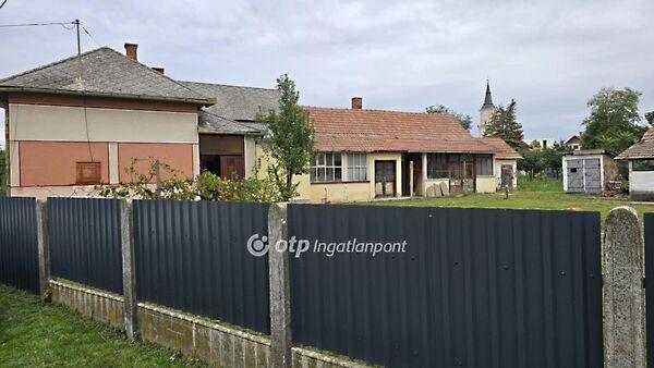 Püspökladány képe