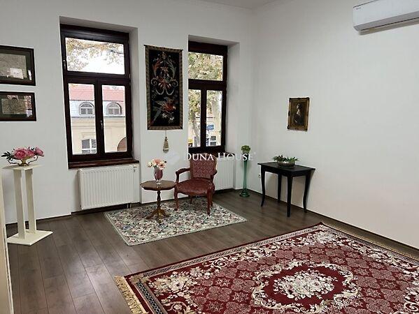 Szabadság, Pécs képe