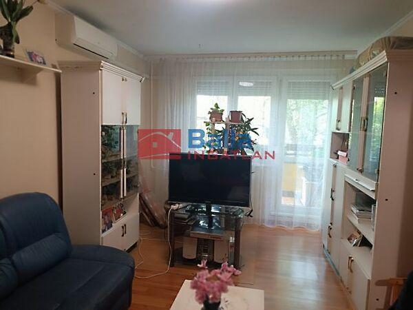 Városháza közelében, Budapest, XIX. kerület képe