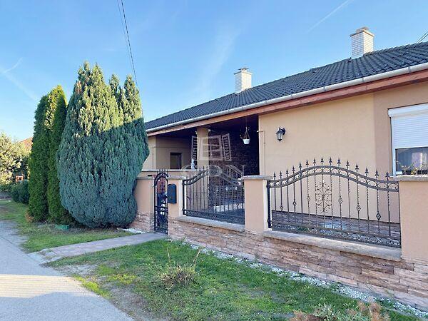 Topolya, Pécel képe