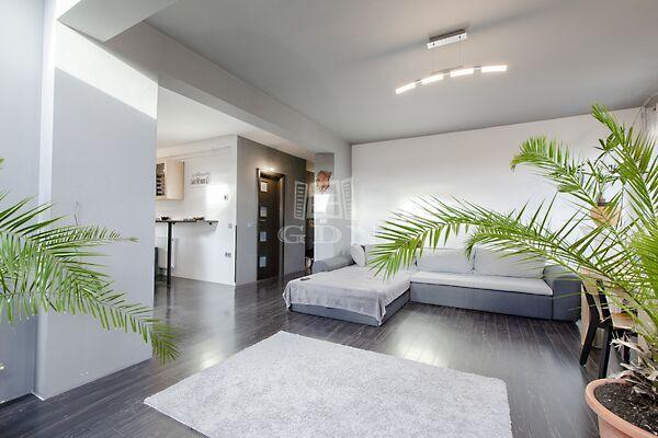 Sashalom frekventált, Budapest, XVI. kerület képe