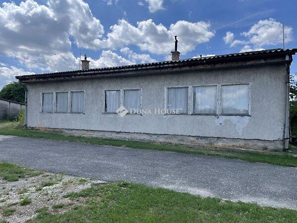 Csákvári, Bicske képe