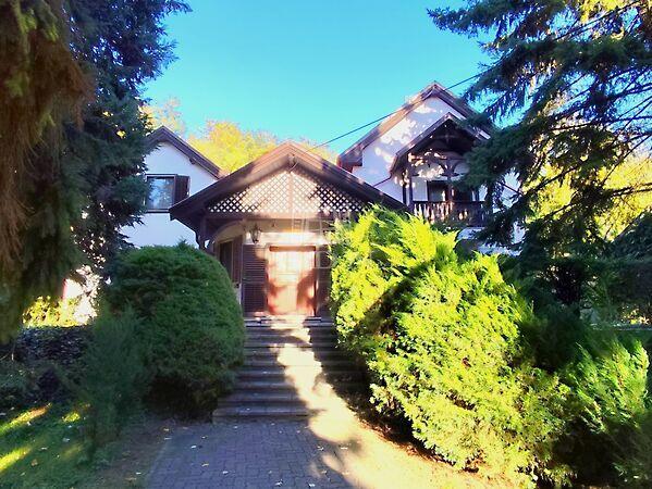 Ház panorámával, nagy, Eger képe