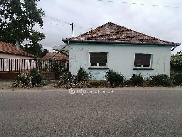 Faluház, Tabdi képe