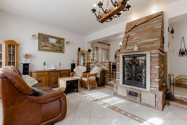 Újszász, Budapest, XVI. kerület képe