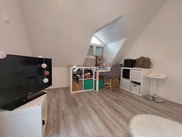 Hivatalnok, Érd képe