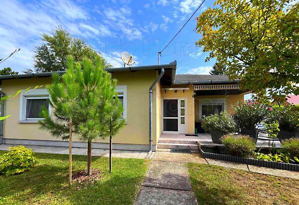 Balatonfenyves képe