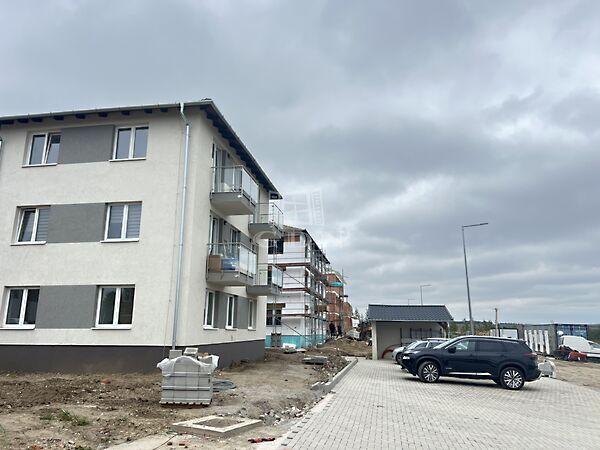 Mendei Lakópark, D. épület II.em, Mende képe