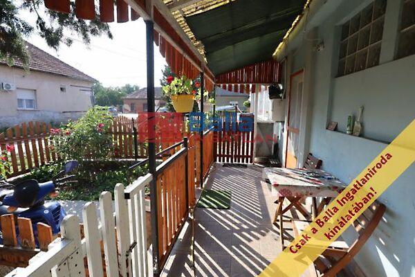 Üllő, központhoz közeli, Üllő képe