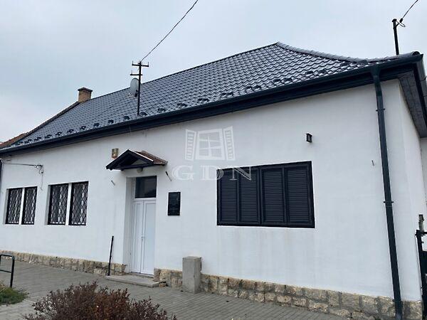 Szabadság, Ács képe