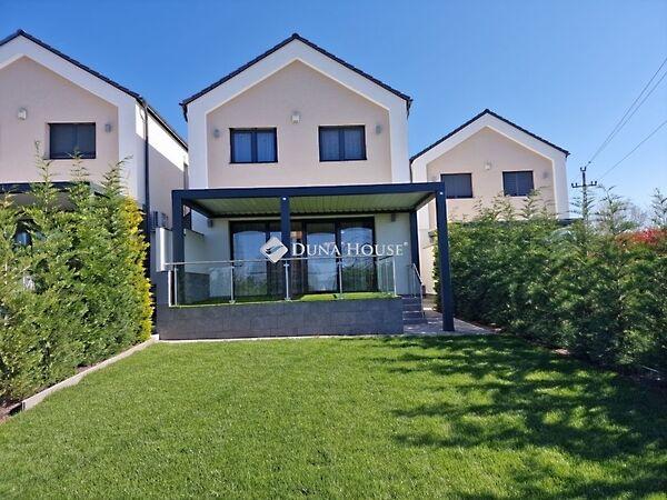 Kard, Gödöllő képe