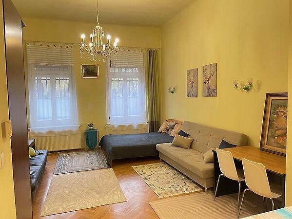 II. János Pál pápa, Budapest, VIII. kerület képe