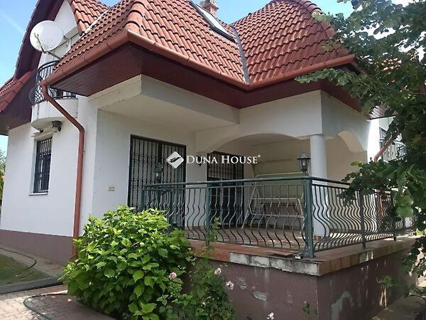 Balatonfenyves képe