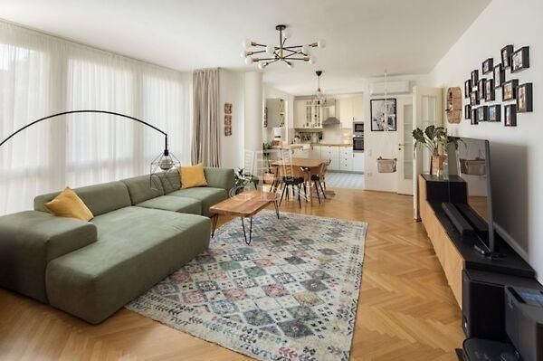 Zsolt, Budapest, I. kerület képe