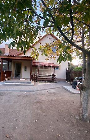 Újszerű házrész saját, Budapest, XXII. kerület képe