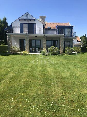 Közvetlen vízparti álom, Balatonakali képe