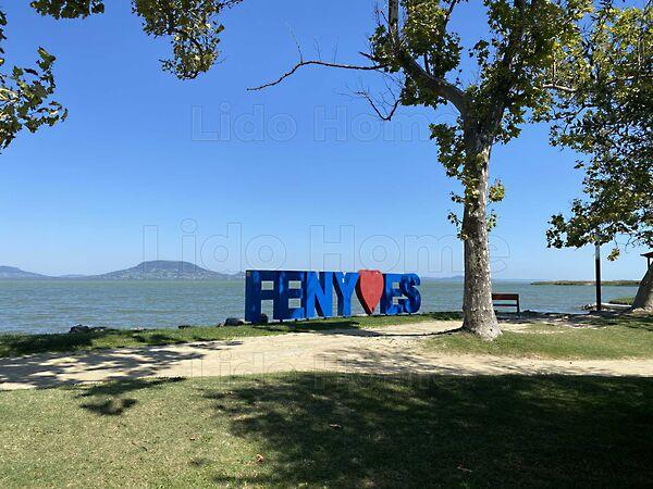 Balatonfenyves képe