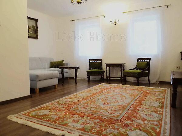 Monostorapáti képe