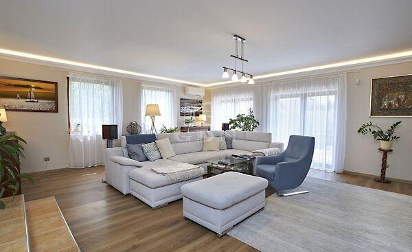 Medencével és 35 m2 dupla, Gyenesdiás képe