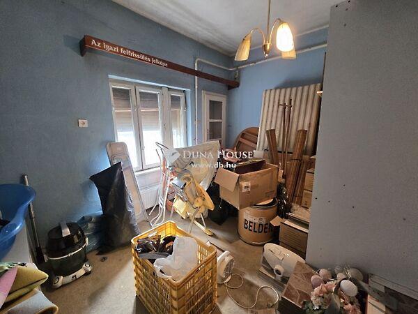 Gárdonyi Géza, Komló képe