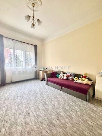 Tóth Árpád, Gyál képe