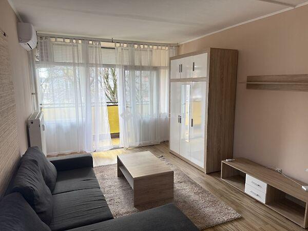 Madách Imre, Pécs képe