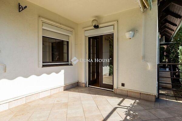 Cseppkő, Budapest, II. kerület képe