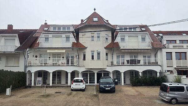 Dr. Babócsay, Hévíz képe