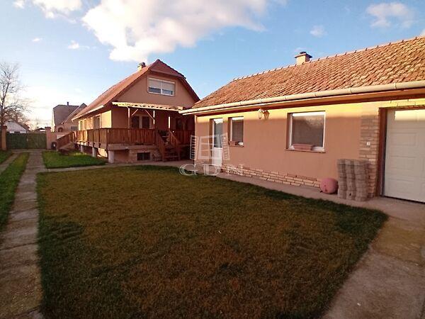 Szőlő, Érsekcsanád képe