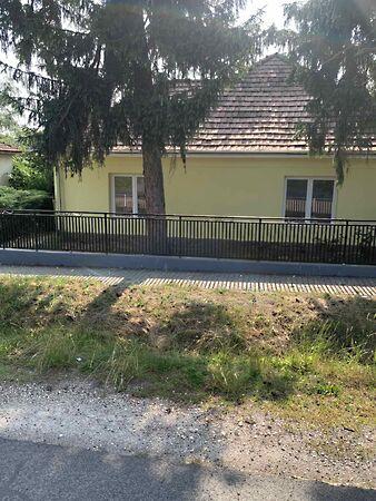 Boglári, Balatonboglár képe