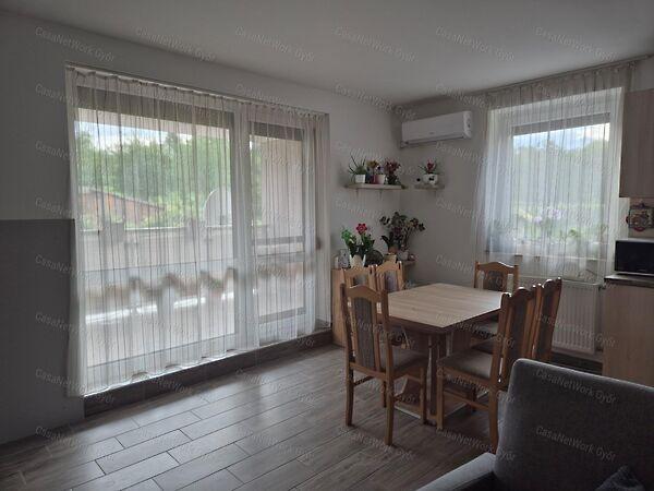 Győrújbarát képe