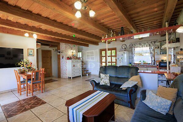 Kivételes tóparti, Biatorbágy képe