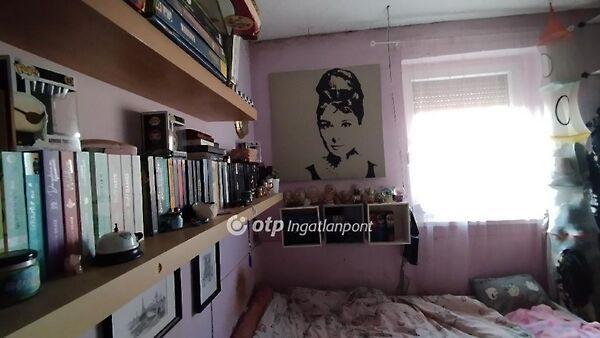 Nefelejcs, Pusztamonostor képe