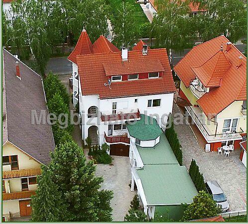 Attila, Hévíz képe