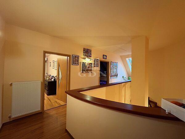 Halmi, Vecsés képe