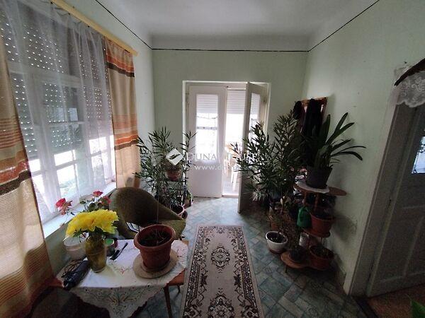 Szentmiklósi, Neszmély képe