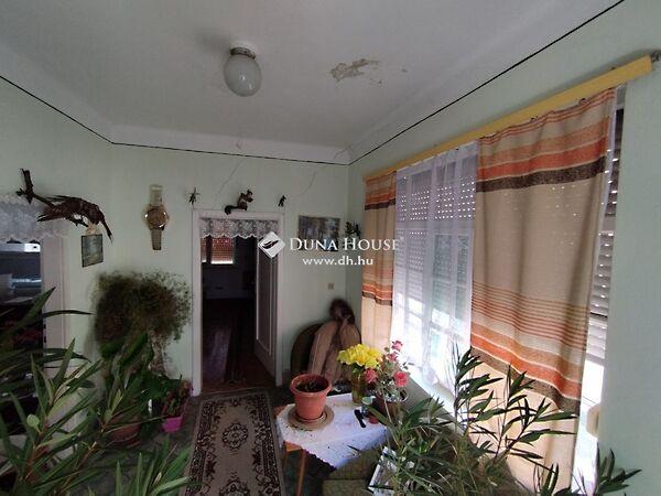 Szentmiklósi, Neszmély képe