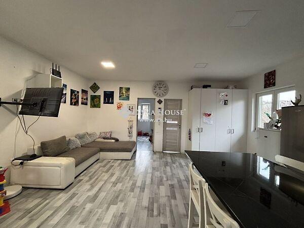 Körtefa, Mogyoród képe