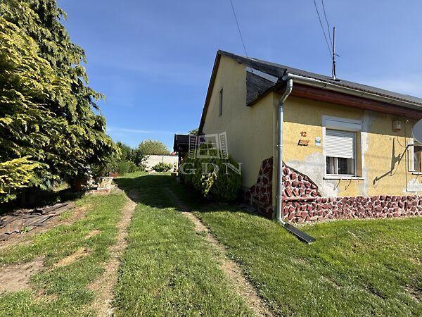 Pálffy  Károly, Bőny képe