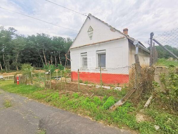 Ház fürdővel, szobával,, Zalaegerszeg képe