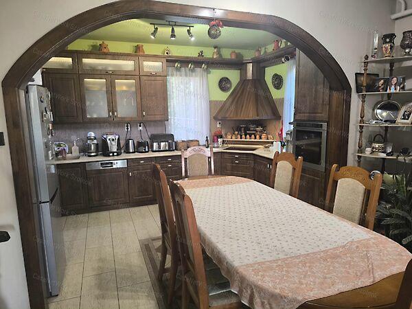 Törökszentmiklós képe