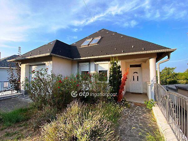 Győrújbarát képe